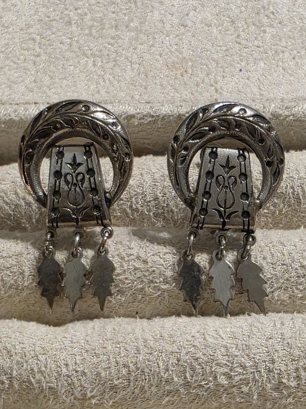 VTG Norway Pewter Dangle Earrings Screw Back
